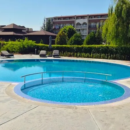 Modern Near Cacao Beach, Pool - Balcony 4 Guests Apartamento Sunny Beach